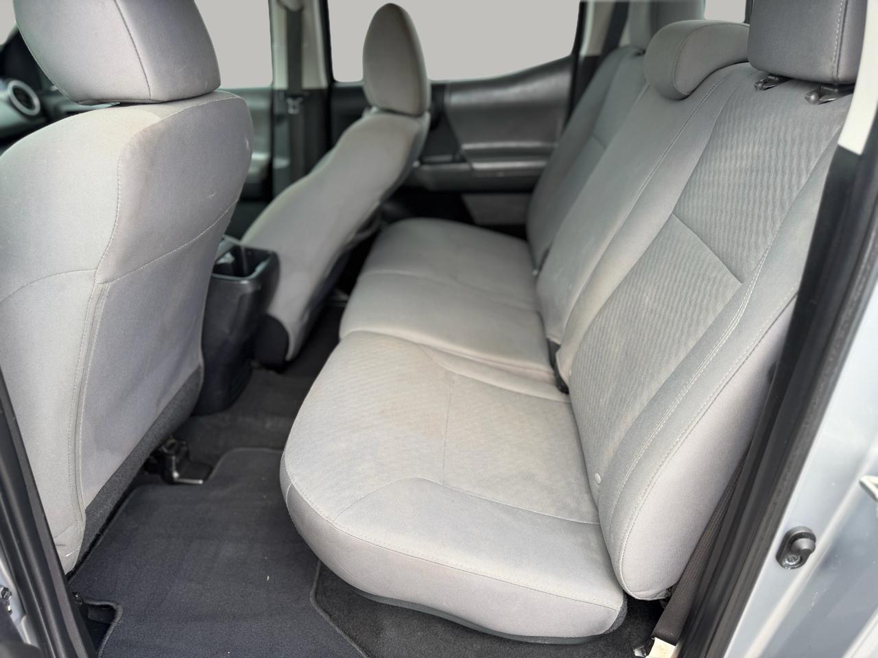 Toyota Tacoma 2WD Double Cab V6 AT SR5 (Natl) 2021