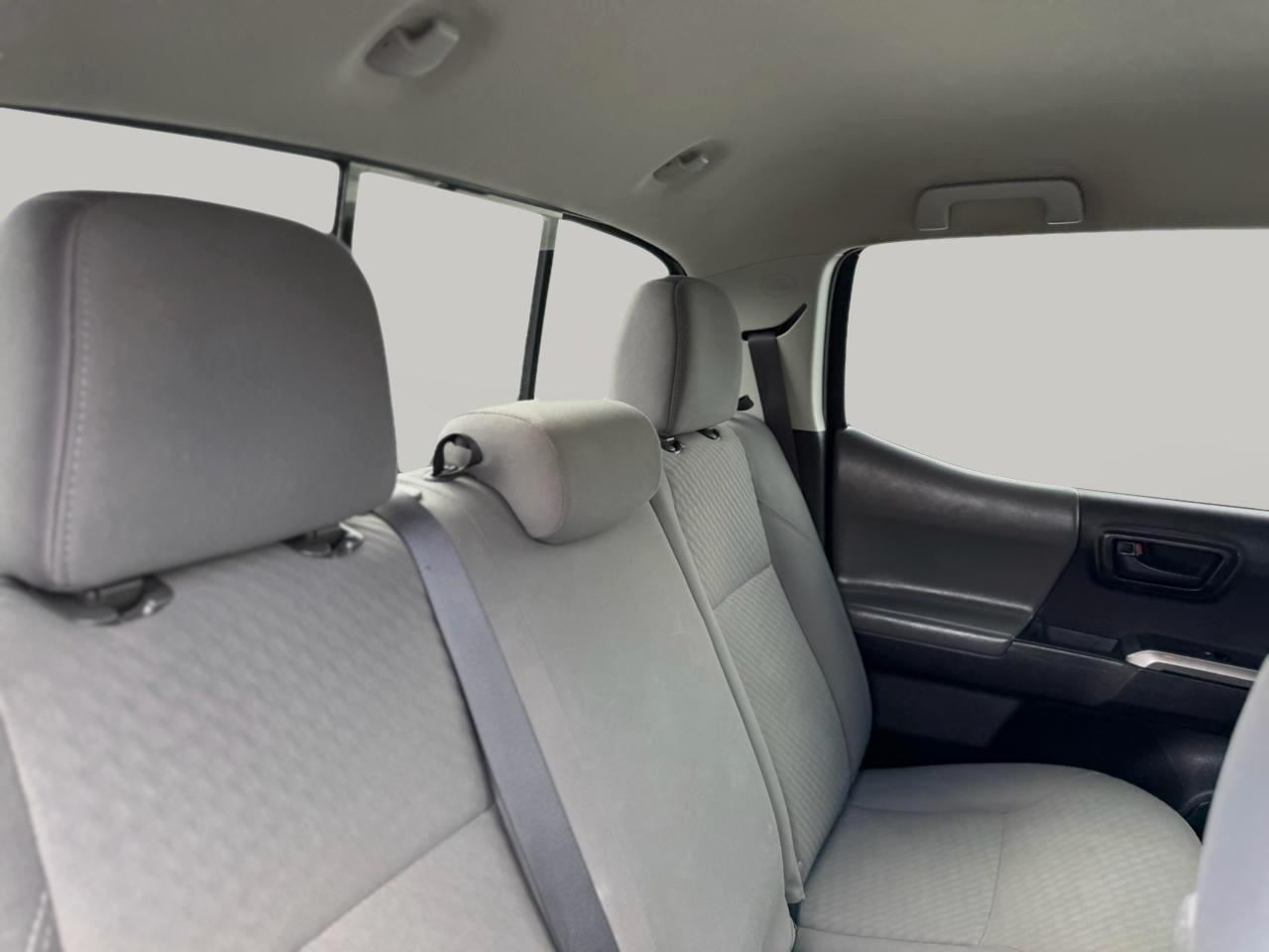 Toyota Tacoma 2WD Double Cab V6 AT SR5 (Natl) 2021