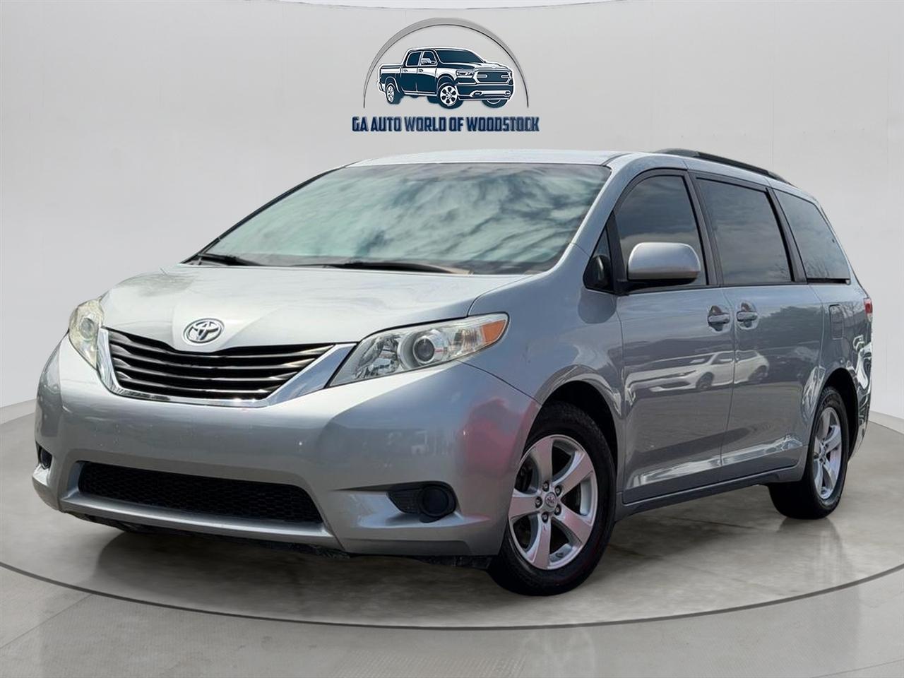 Toyota Sienna LE FWD 8-Passenger V6 2014