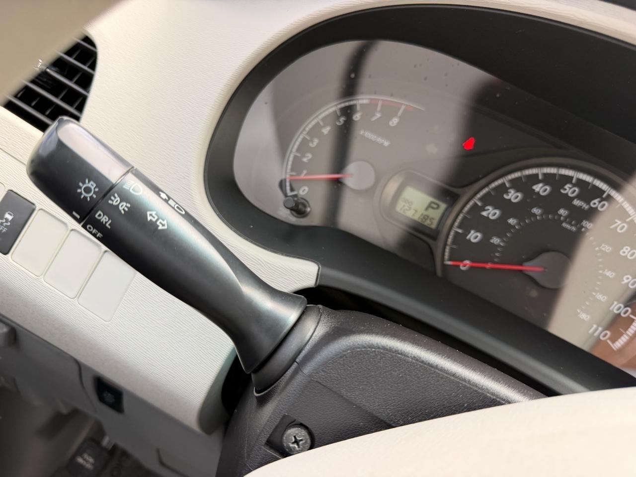 Toyota Sienna LE FWD 8-Passenger V6 2014