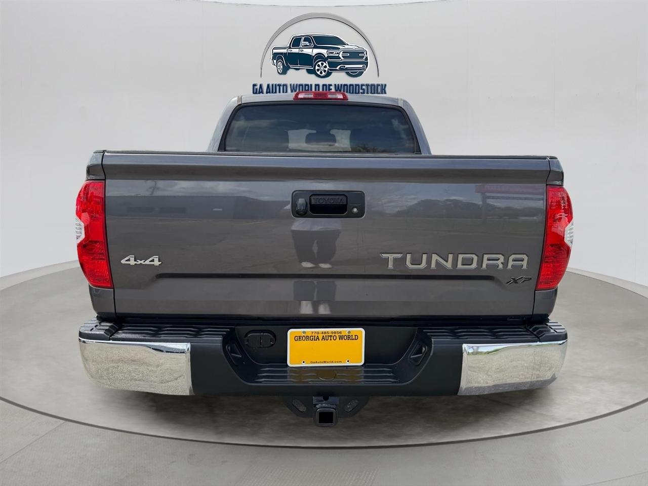 Toyota Tundra SR5 5.7L V8 FFV CrewMax 4WD 2019
