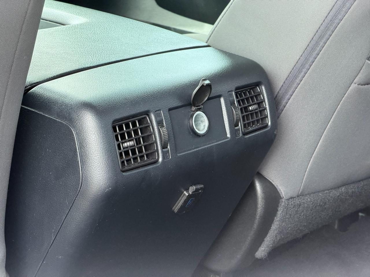 Toyota Tundra SR5 5.7L V8 FFV CrewMax 4WD 2019