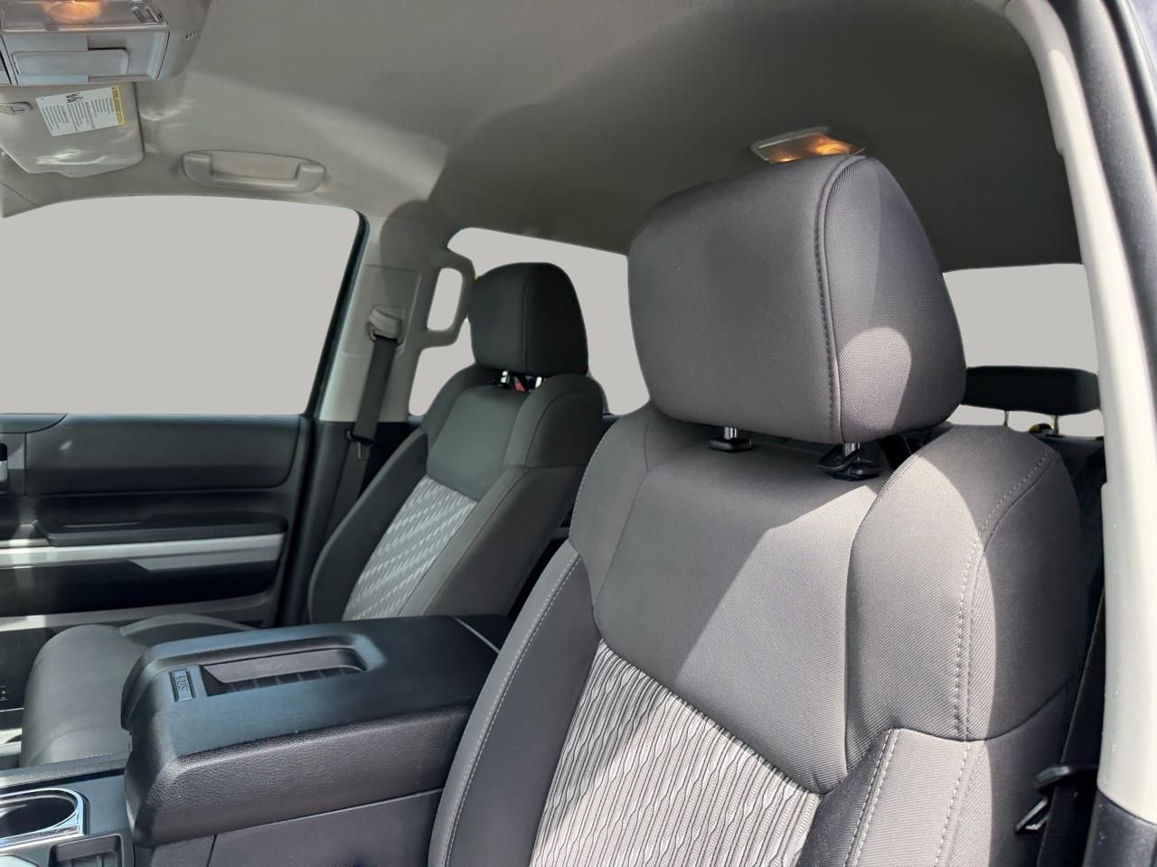 Toyota Tundra SR5 5.7L V8 FFV CrewMax 4WD 2019