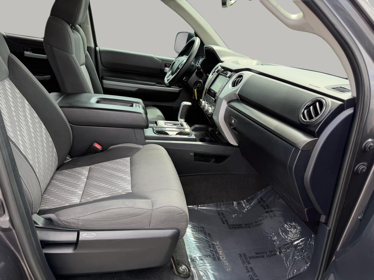 Toyota Tundra SR5 5.7L V8 FFV CrewMax 4WD 2019