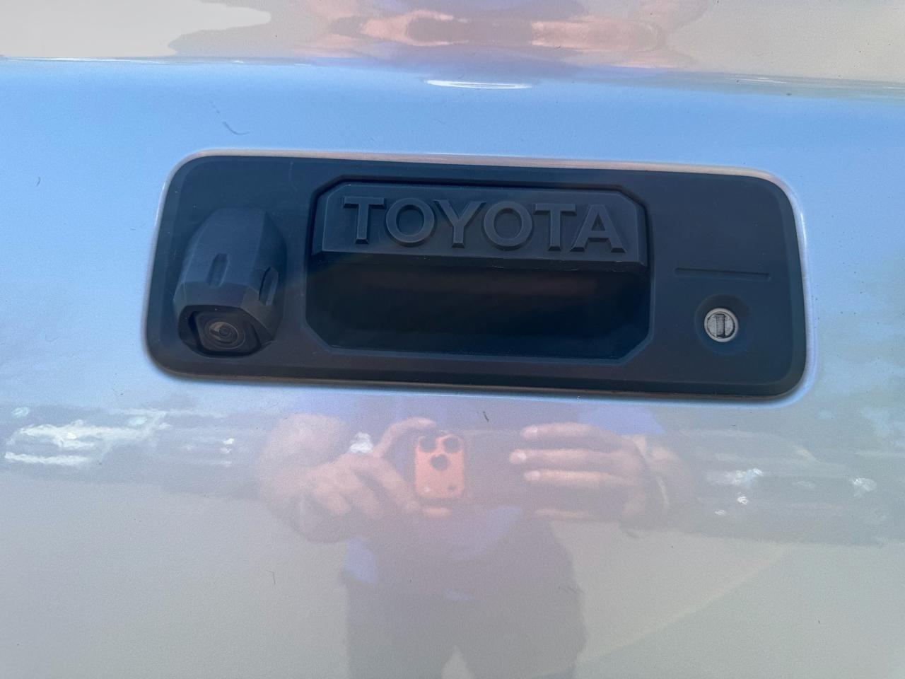 Toyota Tundra SR5 4.6L V8 Double Cab 2WD 2019