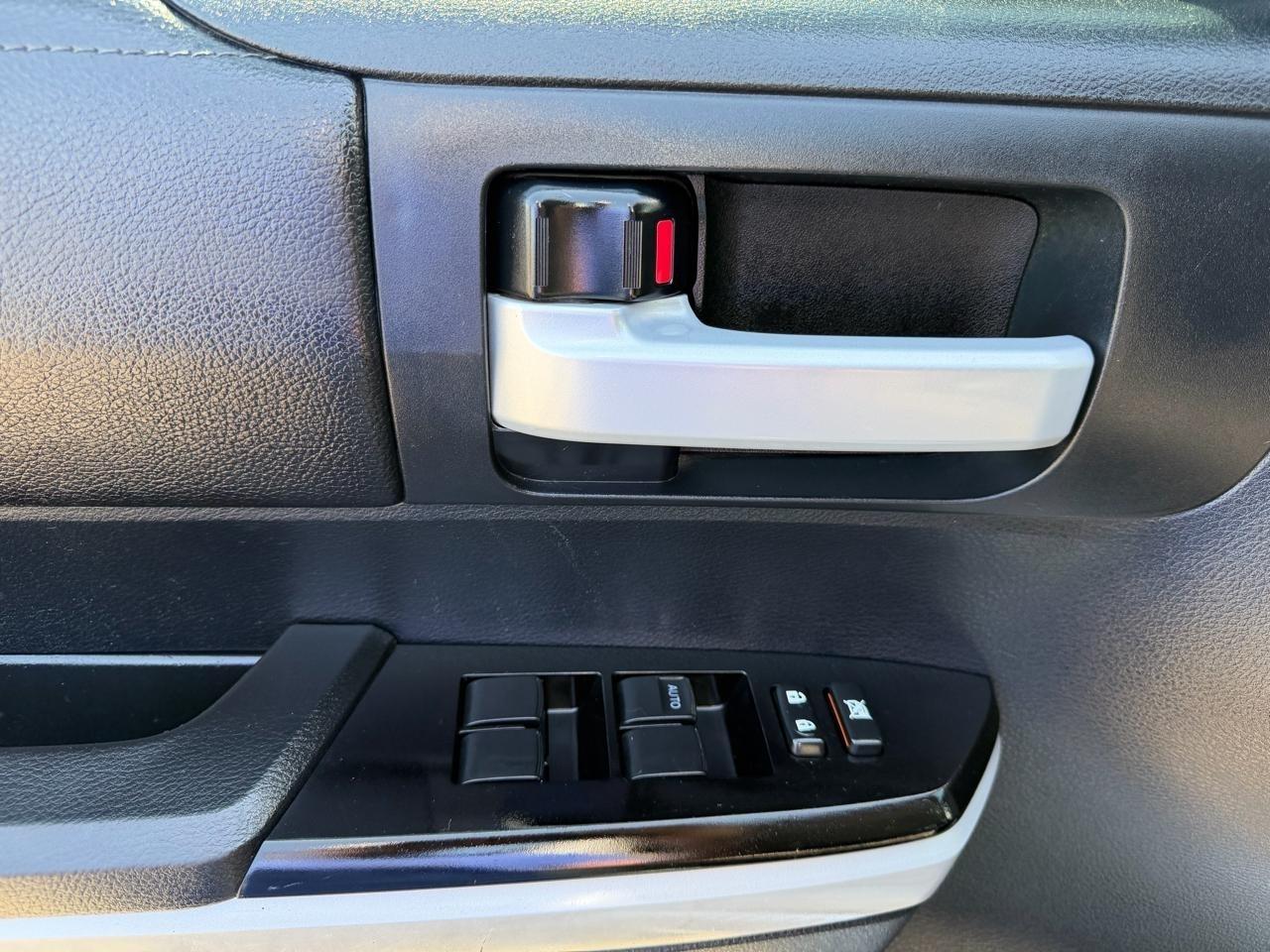 Toyota Tundra SR5 4.6L V8 Double Cab 2WD 2019