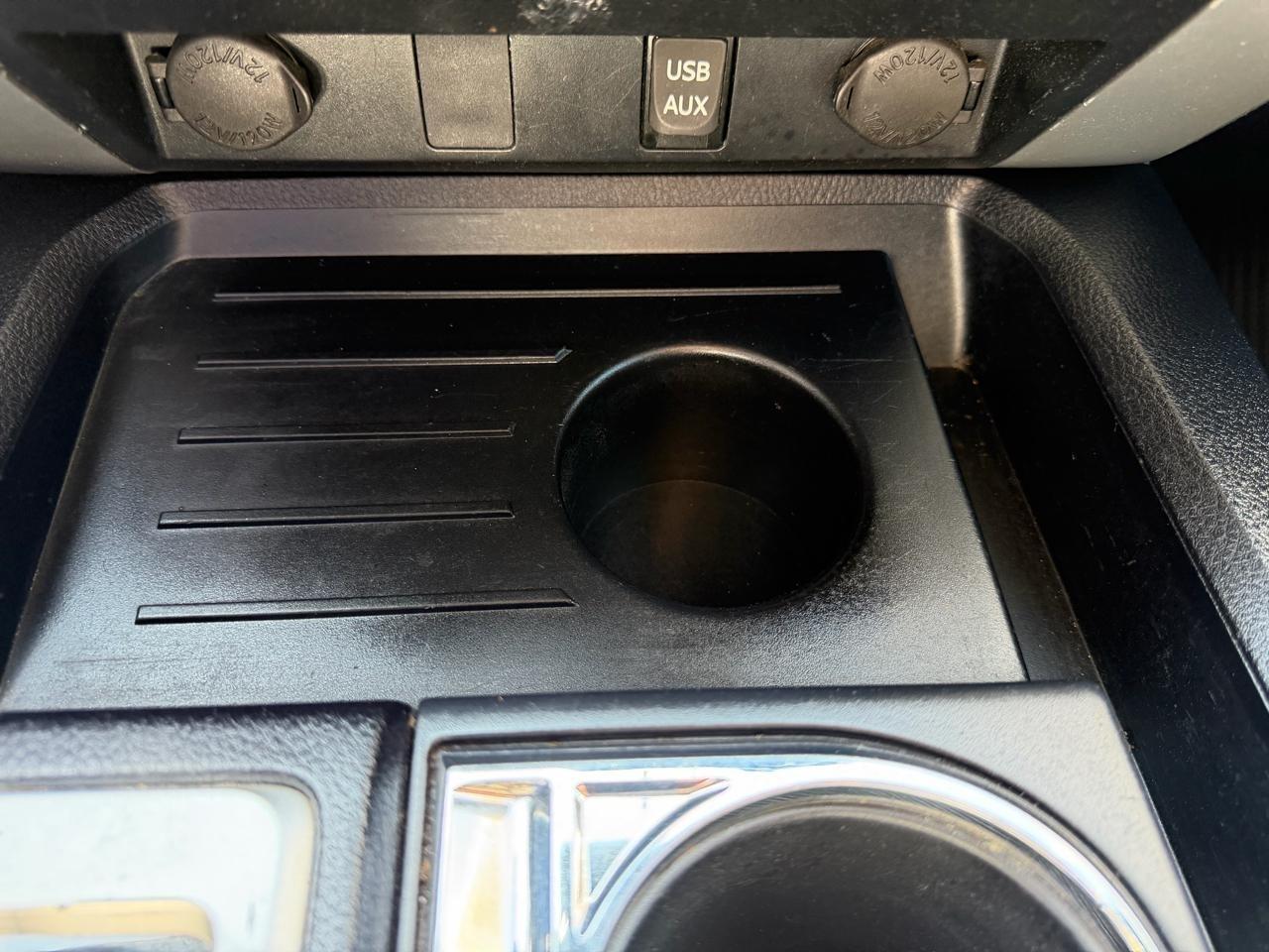 Toyota Tundra SR5 4.6L V8 Double Cab 2WD 2019