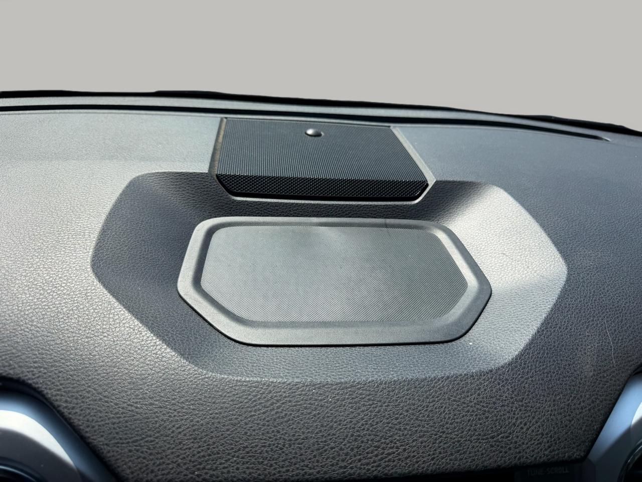 Toyota Tundra SR5 4.6L V8 Double Cab 2WD 2019