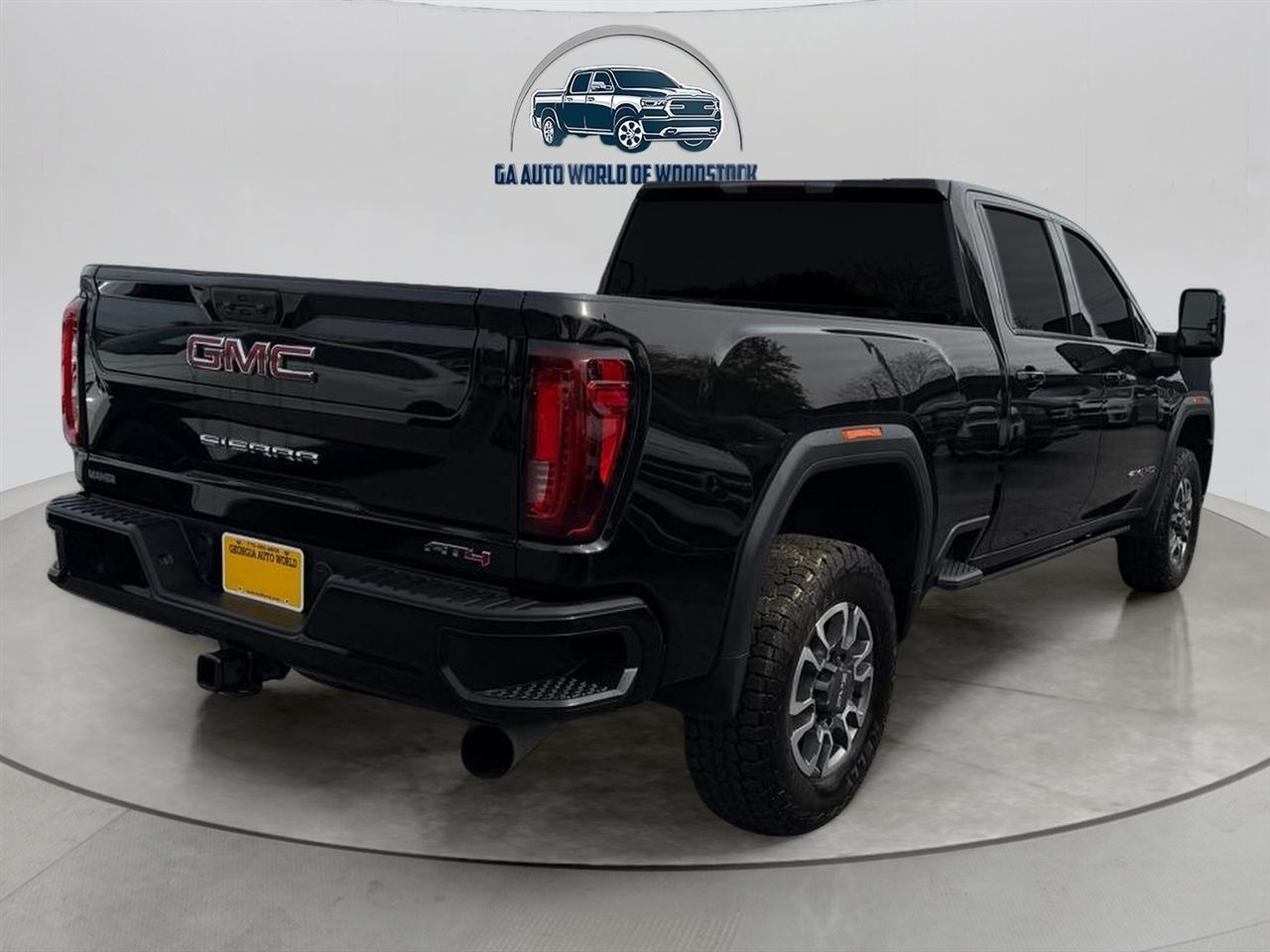 GMC Sierra 2500HD AT4 Crew Cab 4WD 2023