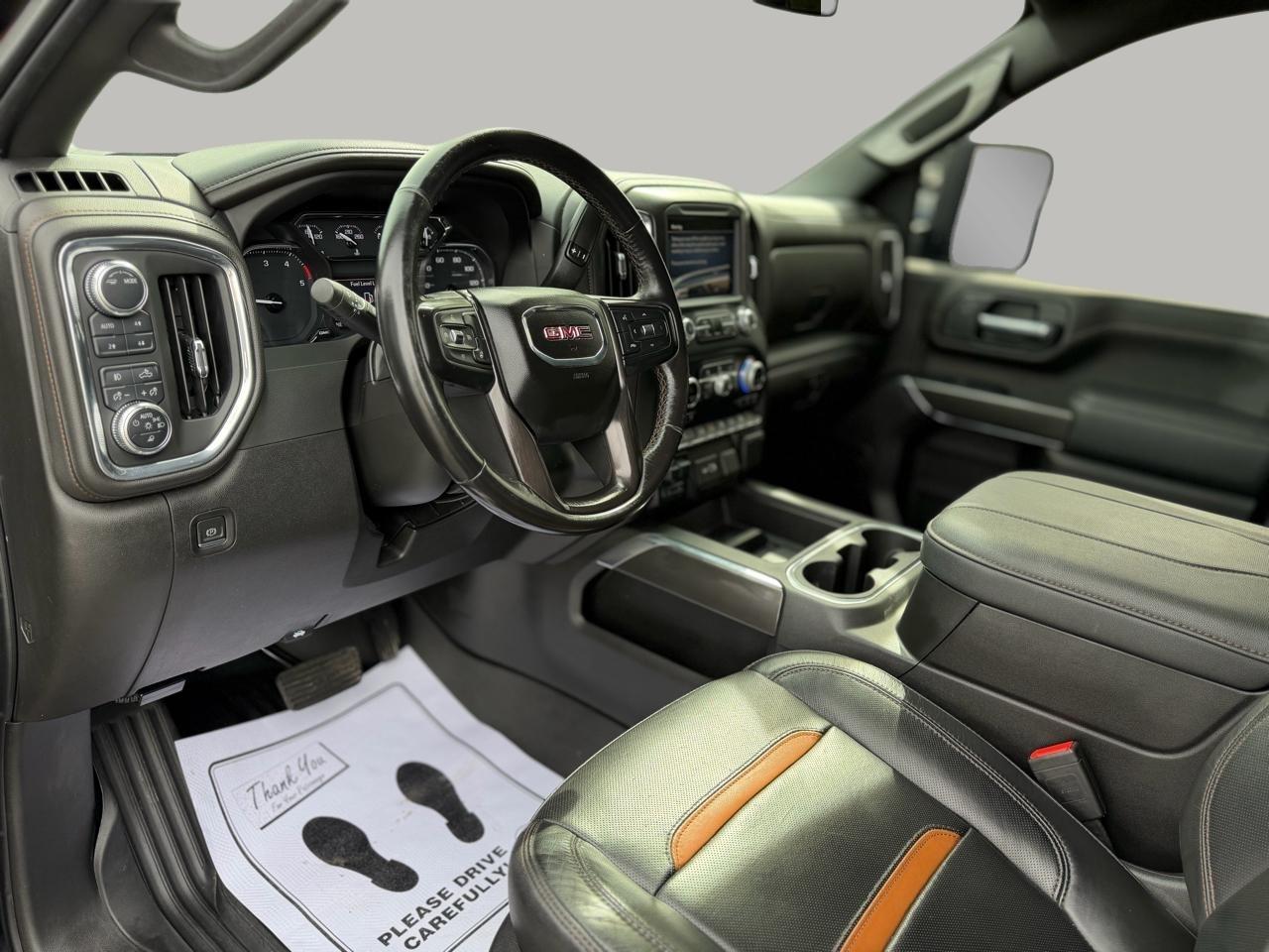 GMC Sierra 2500HD AT4 Crew Cab 4WD 2023