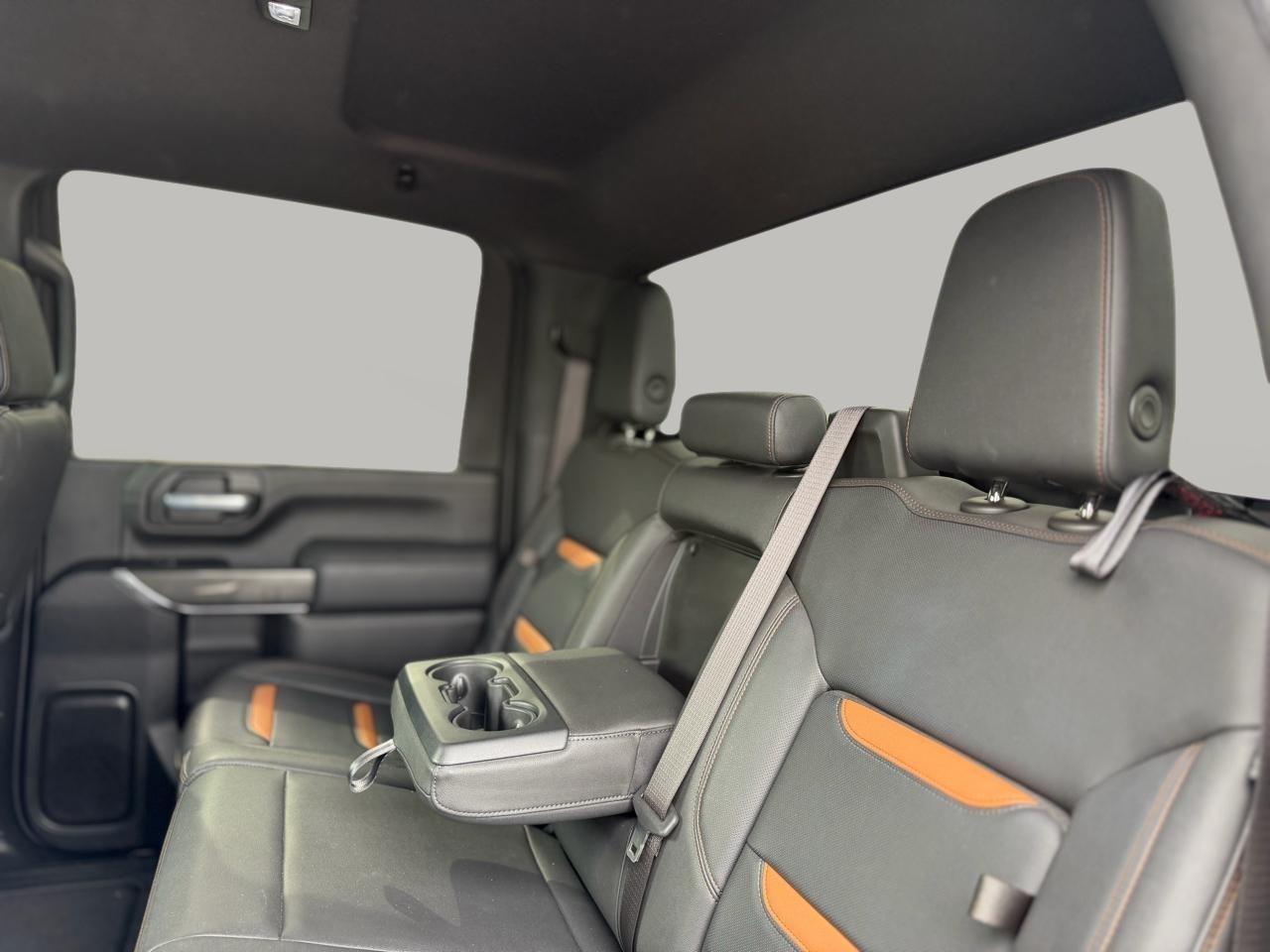 GMC Sierra 2500HD AT4 Crew Cab 4WD 2023