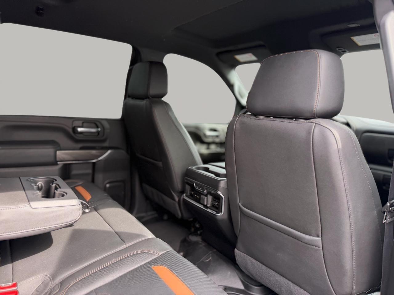 GMC Sierra 2500HD AT4 Crew Cab 4WD 2023