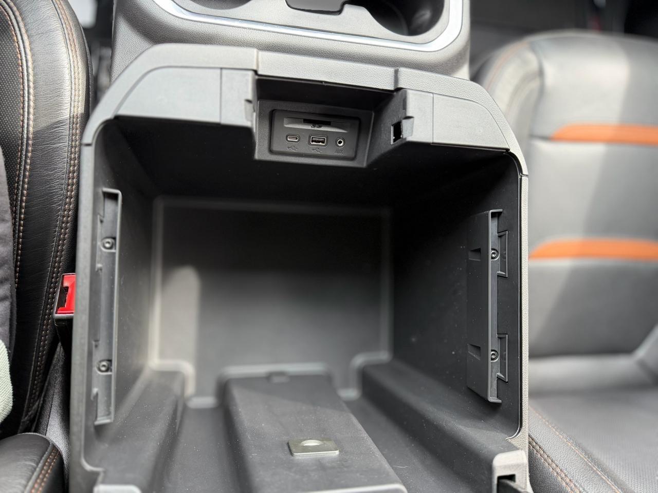 GMC Sierra 2500HD AT4 Crew Cab 4WD 2023