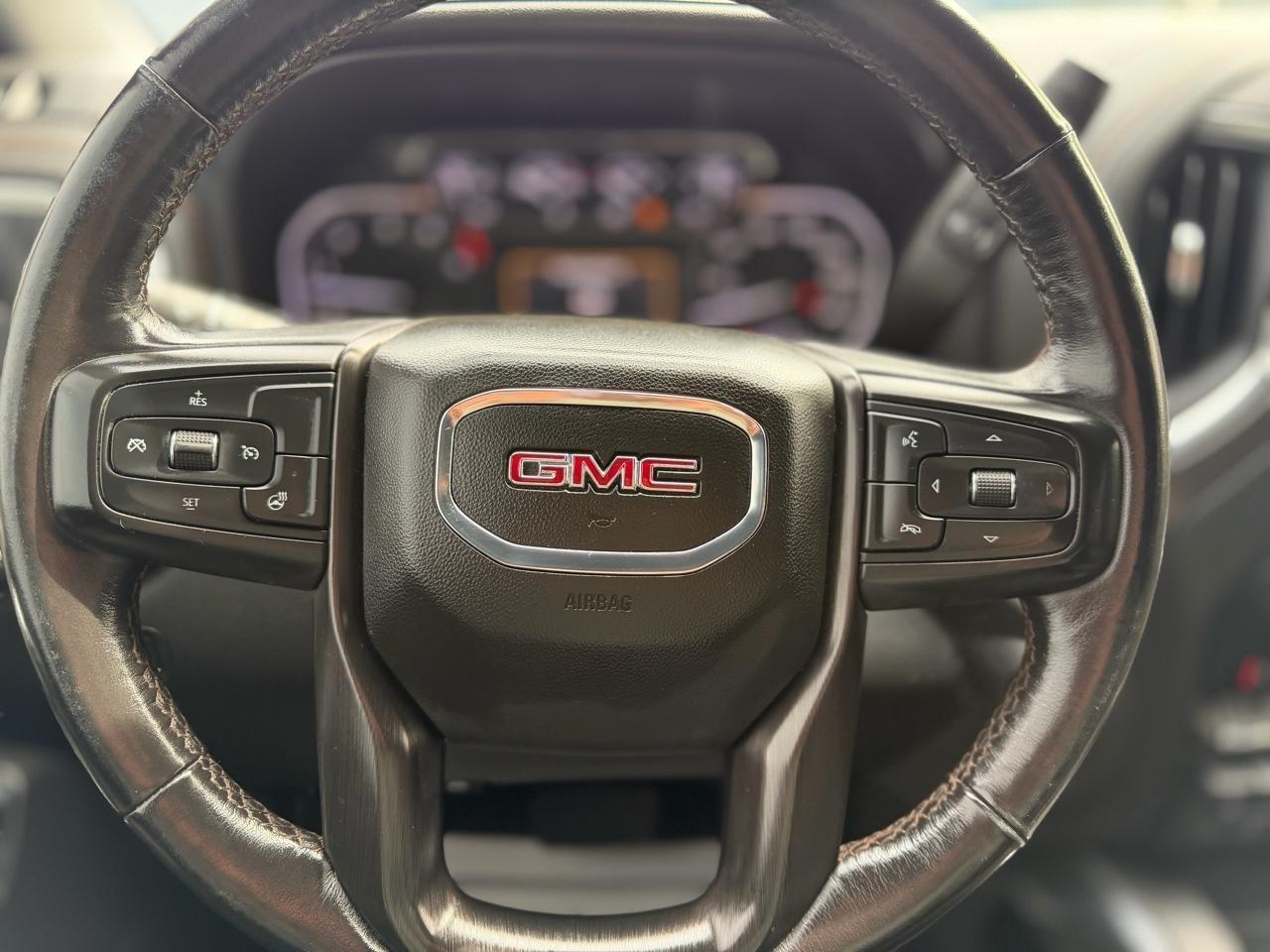 GMC Sierra 2500HD AT4 Crew Cab 4WD 2023