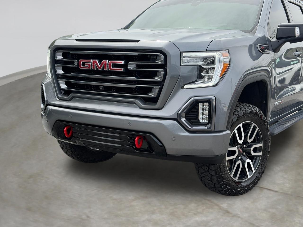 GMC Sierra 1500 AT4 Crew Cab Short Box 4WD 2021