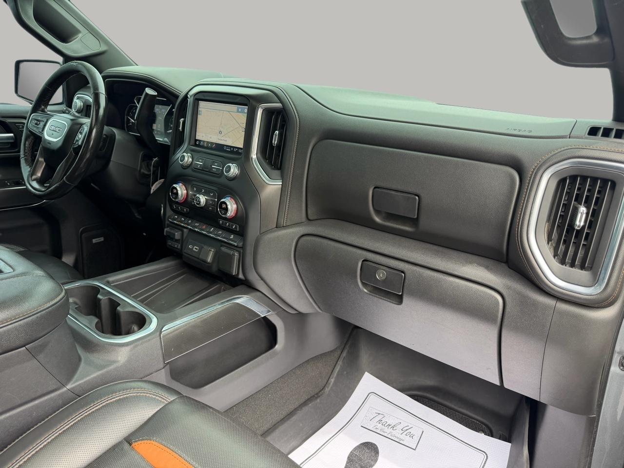 GMC Sierra 1500 AT4 Crew Cab Short Box 4WD 2021