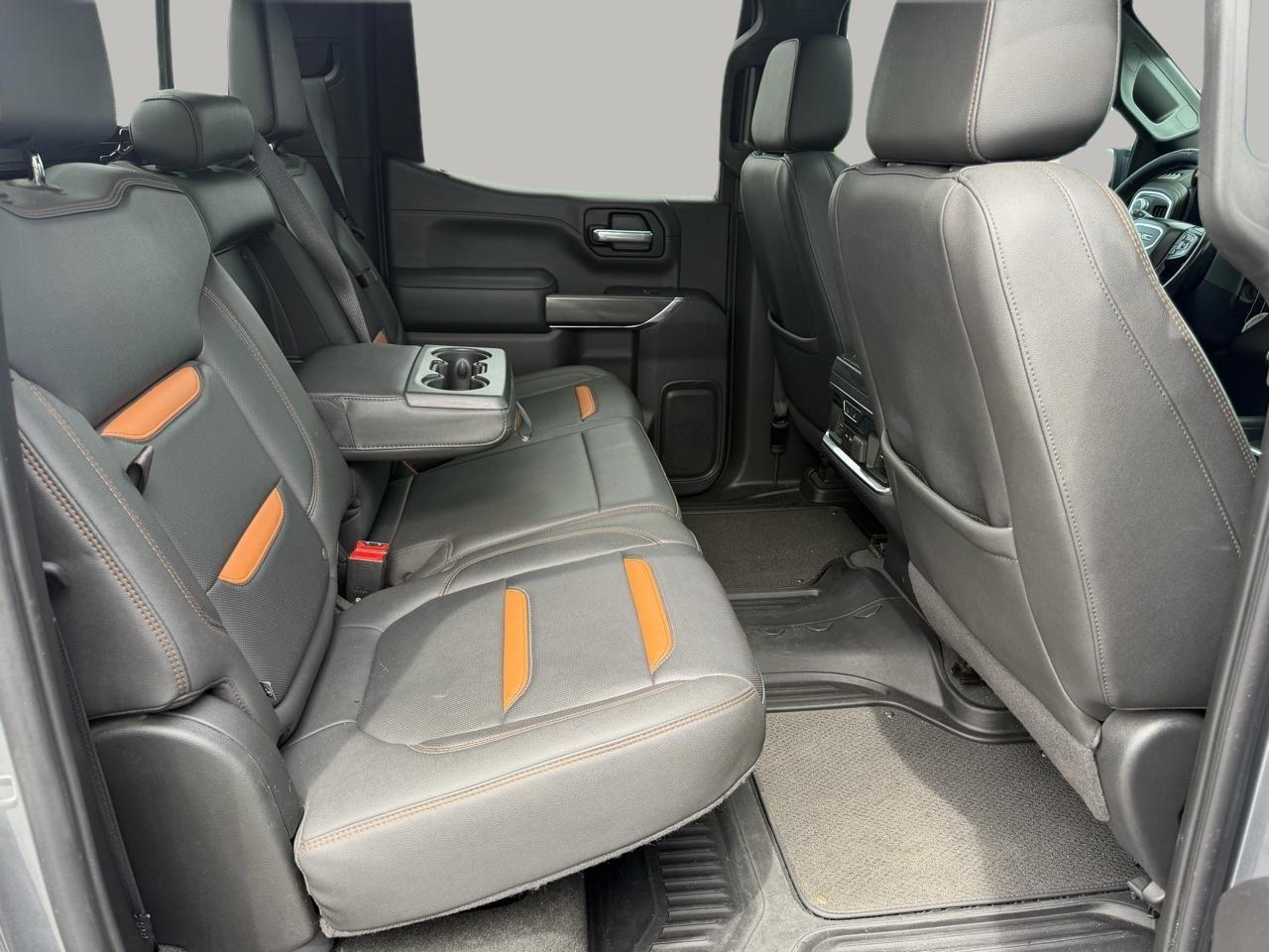 GMC Sierra 1500 AT4 Crew Cab Short Box 4WD 2021