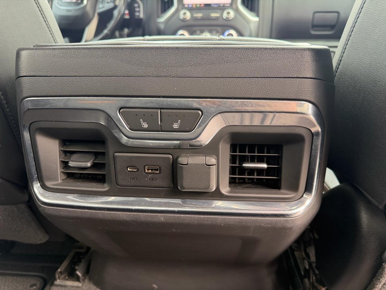 GMC Sierra 1500 AT4 Crew Cab Short Box 4WD 2021