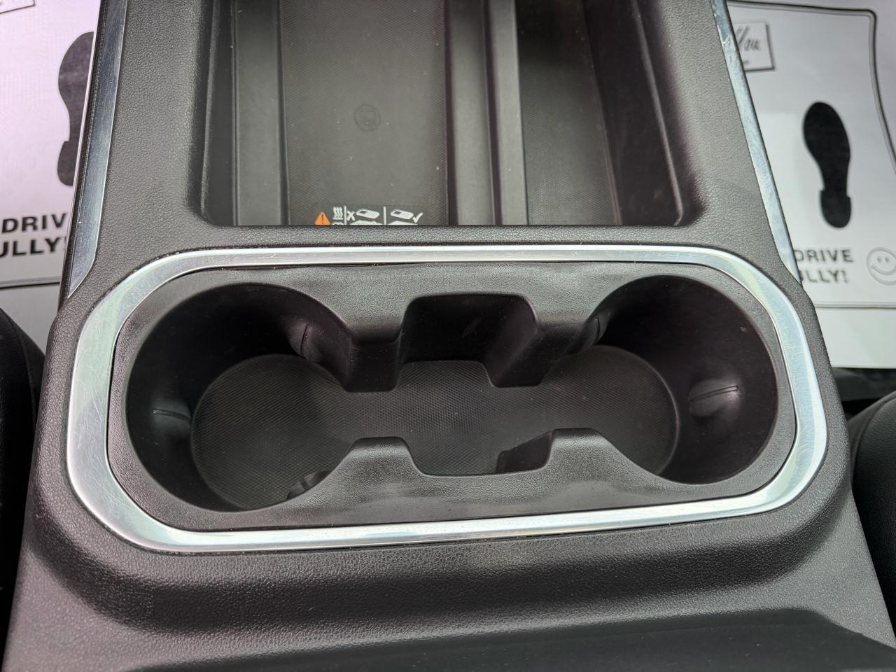 GMC Sierra 1500 AT4 Crew Cab Short Box 4WD 2021