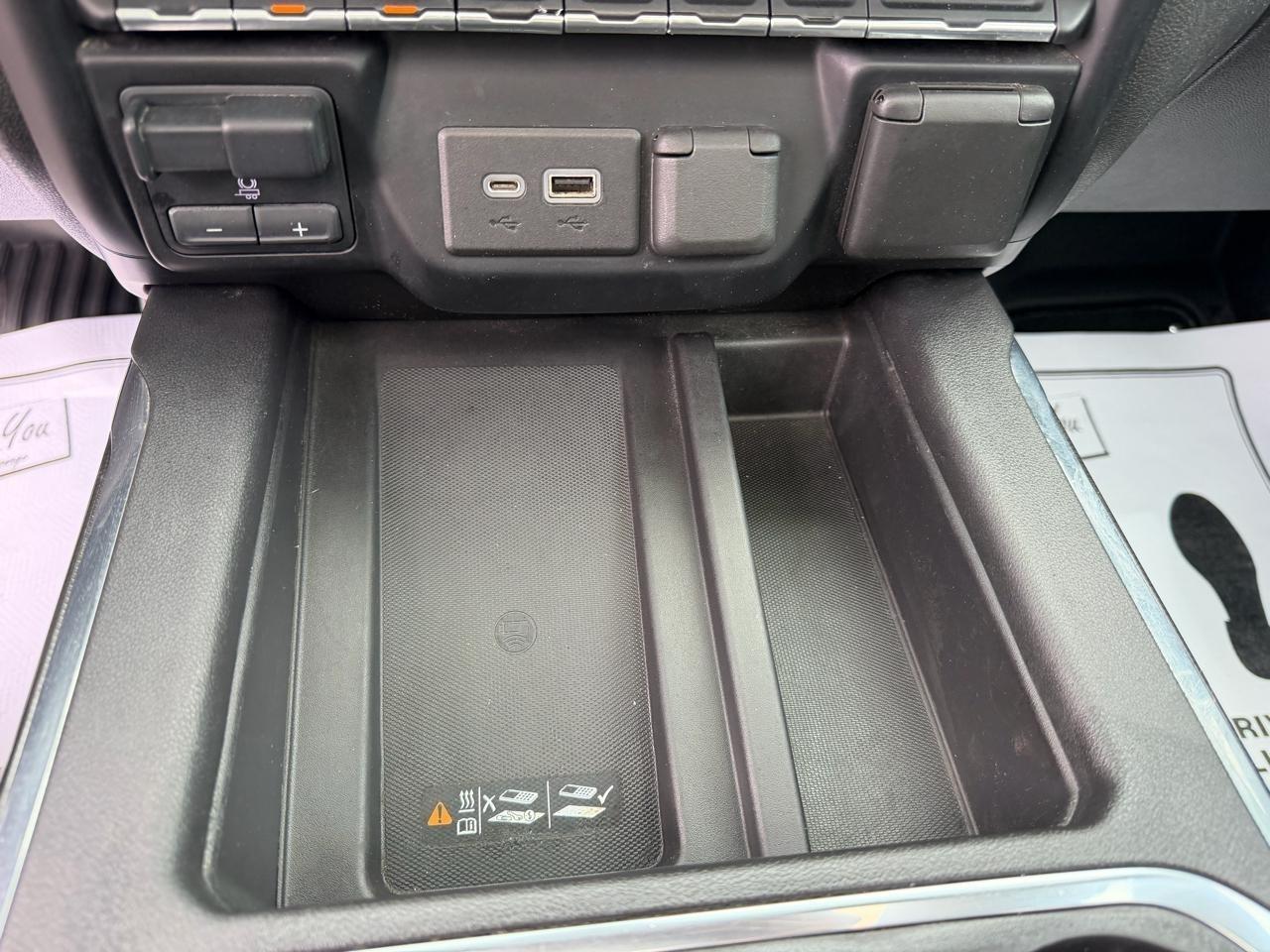 GMC Sierra 1500 AT4 Crew Cab Short Box 4WD 2021