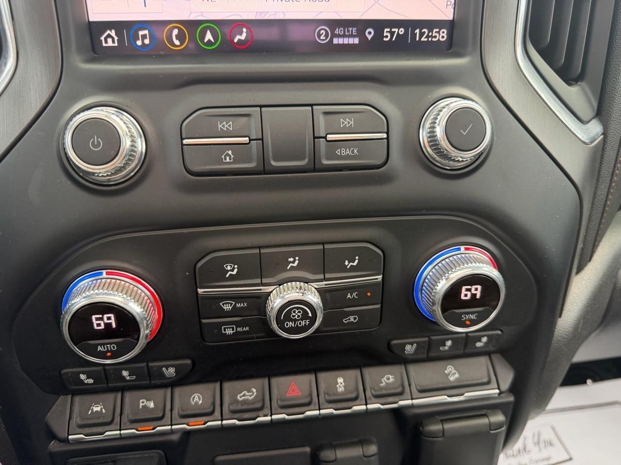 GMC Sierra 1500 AT4 Crew Cab Short Box 4WD 2021