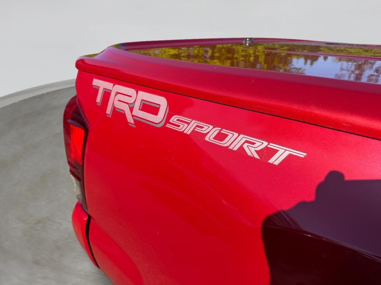 Toyota Tacoma TRD Sport Double Cab 5' Bed V6 4x2 AT (Natl) 2016