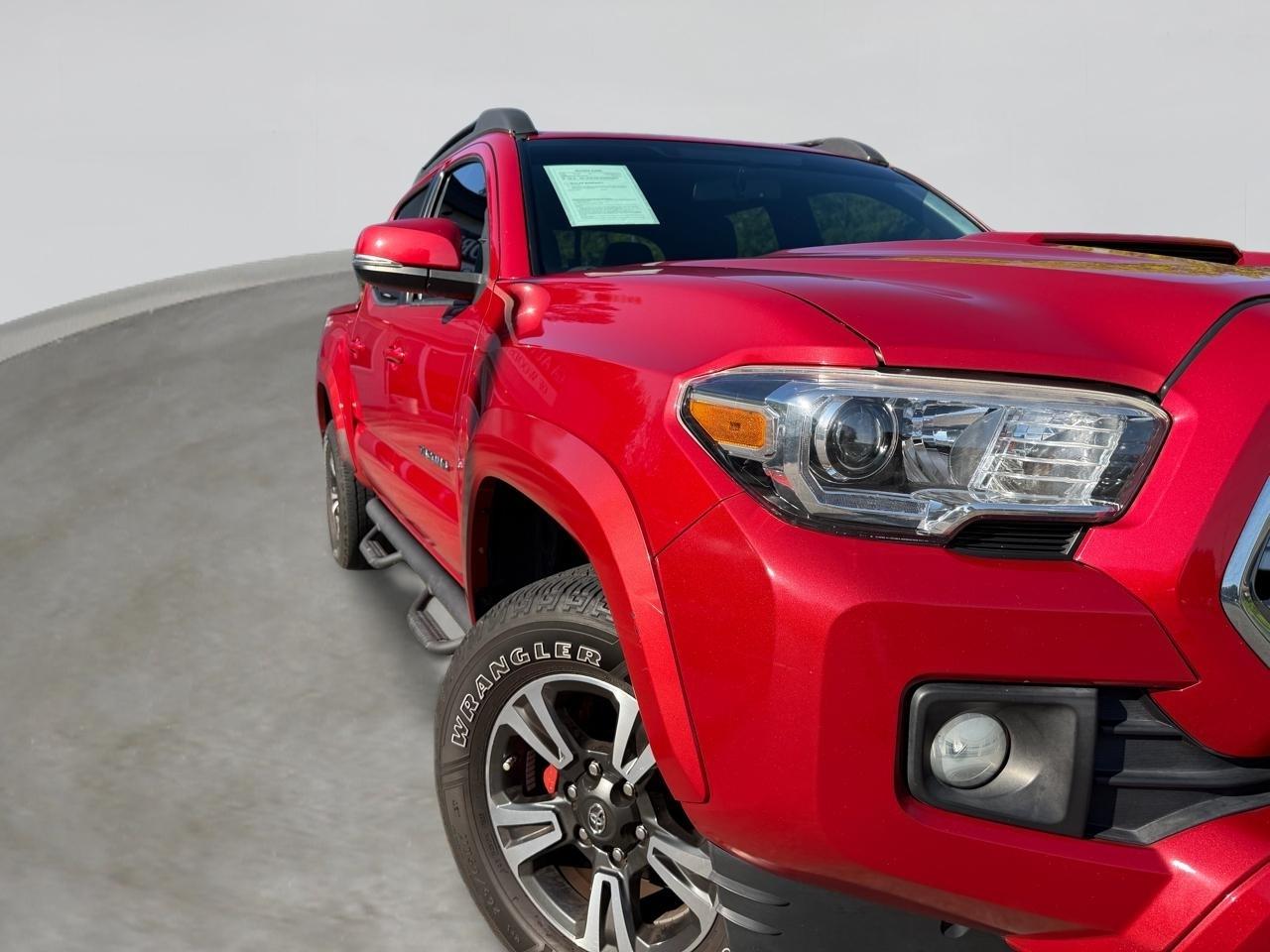 Toyota Tacoma TRD Sport Double Cab 5' Bed V6 4x2 AT (Natl) 2016