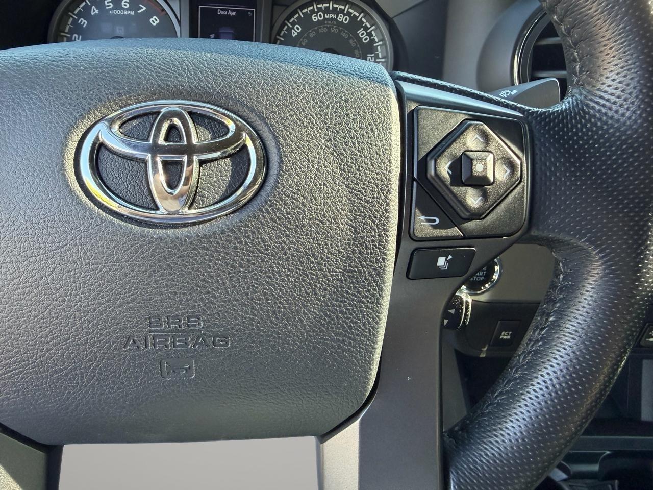 Toyota Tacoma TRD Sport Double Cab 5' Bed V6 4x2 AT (Natl) 2016