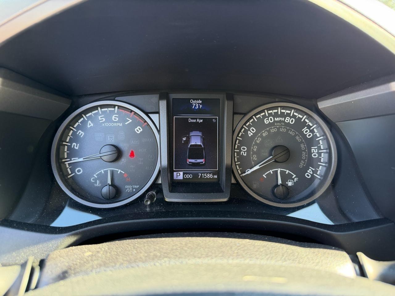 Toyota Tacoma TRD Sport Double Cab 5' Bed V6 4x2 AT (Natl) 2016