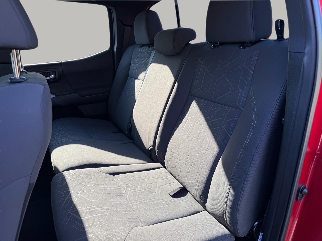 Toyota Tacoma TRD Sport Double Cab 5' Bed V6 4x2 AT (Natl) 2016