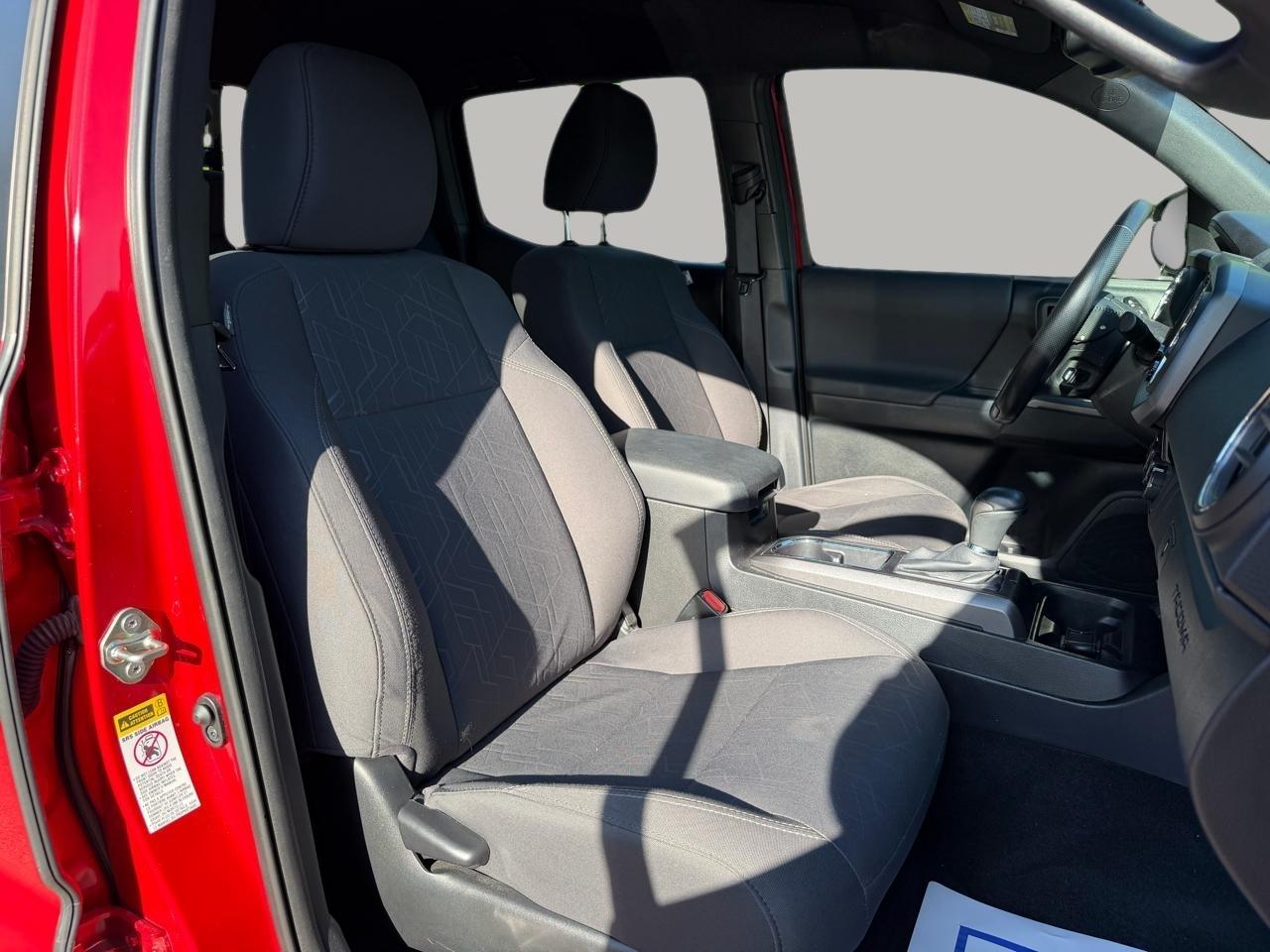 Toyota Tacoma TRD Sport Double Cab 5' Bed V6 4x2 AT (Natl) 2016