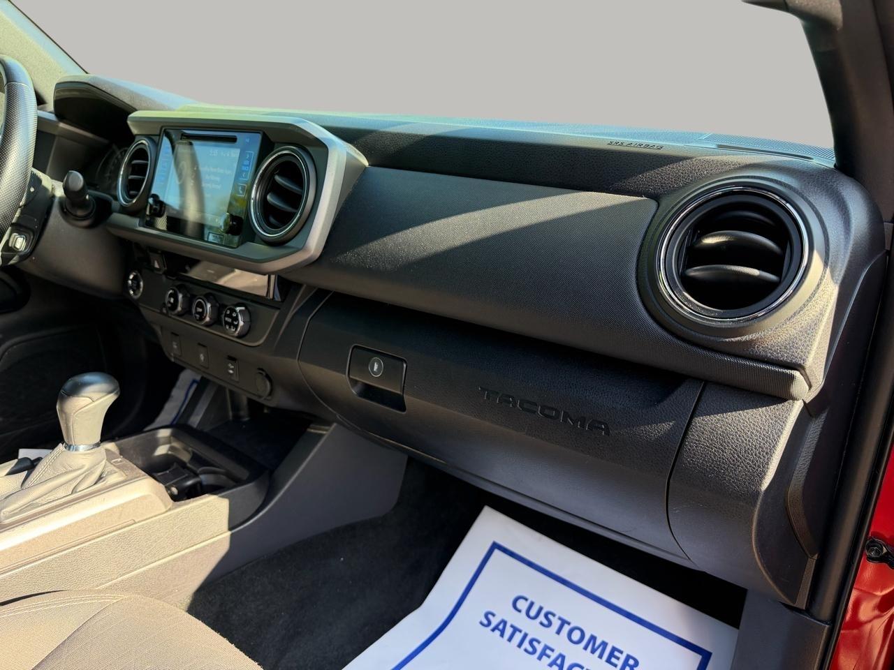 Toyota Tacoma TRD Sport Double Cab 5' Bed V6 4x2 AT (Natl) 2016