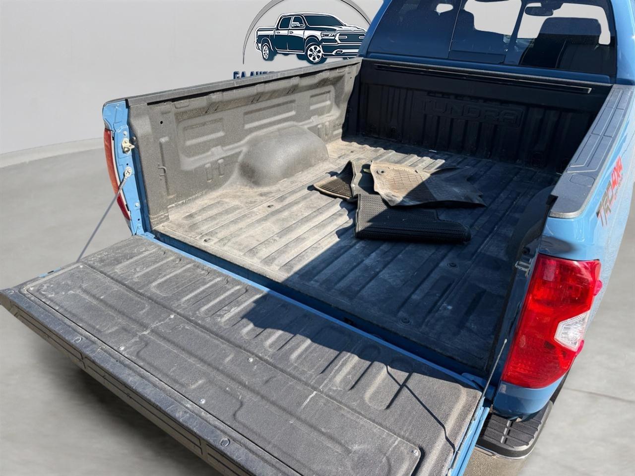 Toyota Tundra SR5 5.7L V8 Double Cab 4WD 2019