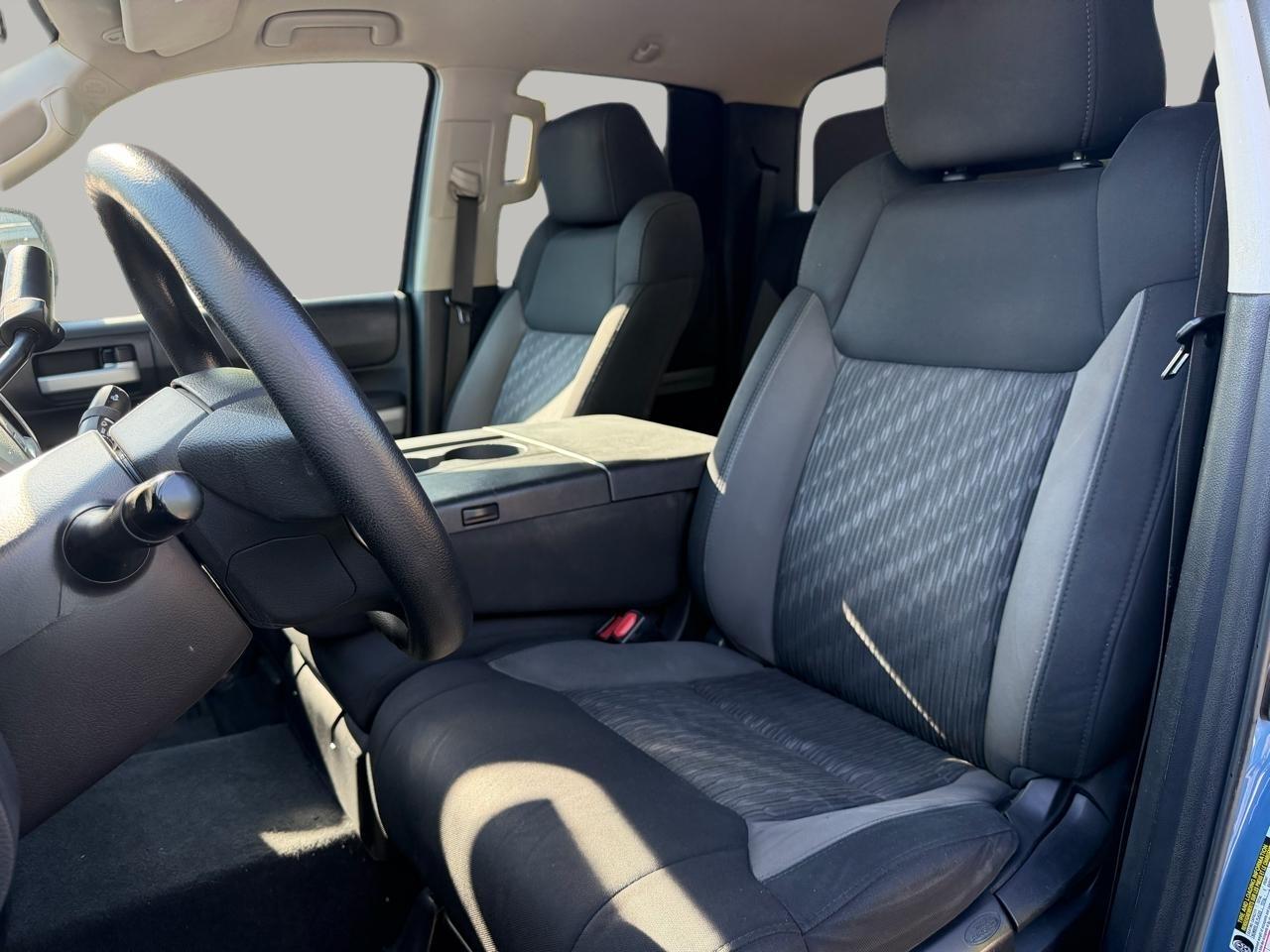 Toyota Tundra SR5 5.7L V8 Double Cab 4WD 2019