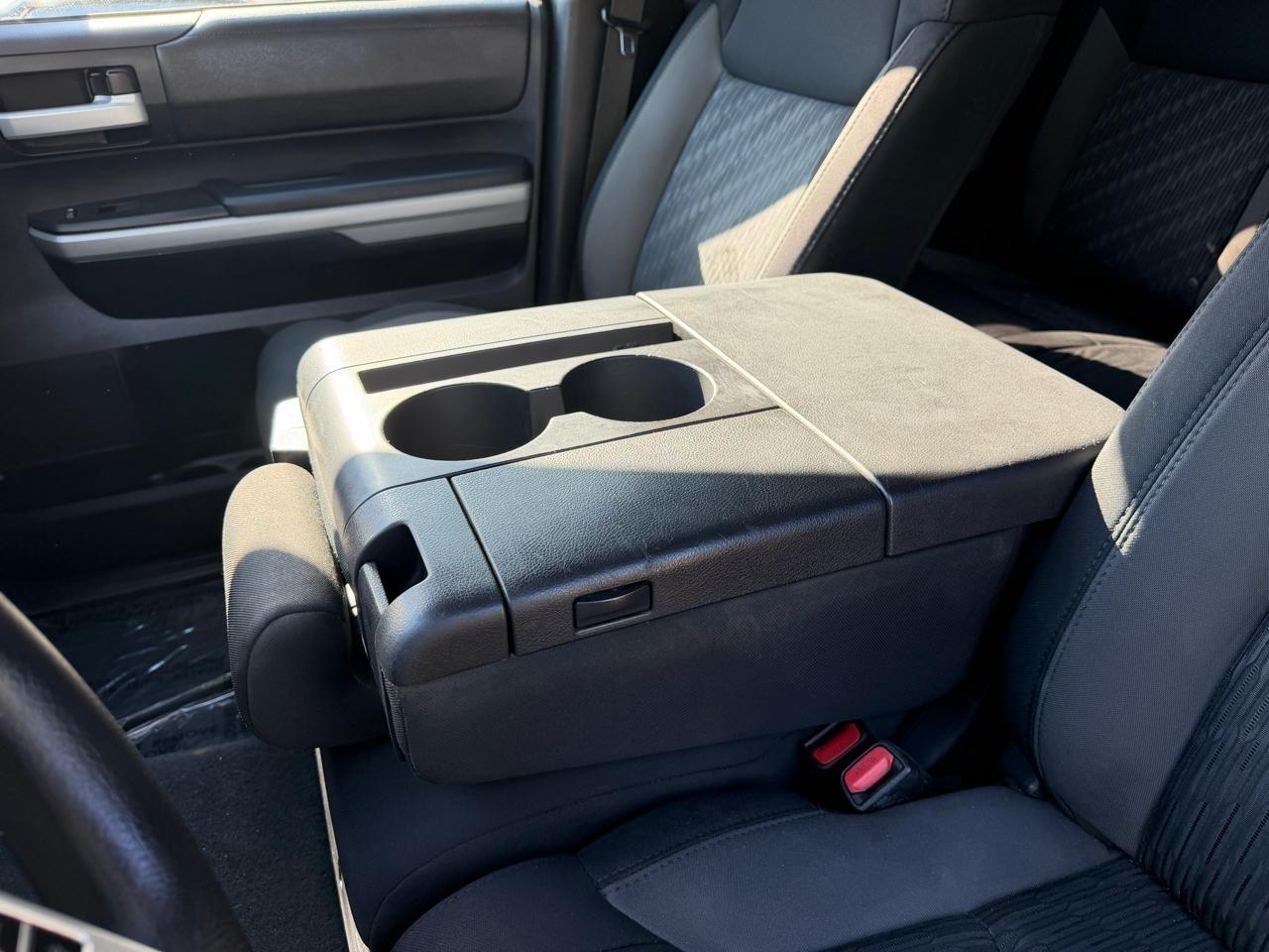 Toyota Tundra SR5 5.7L V8 Double Cab 4WD 2019