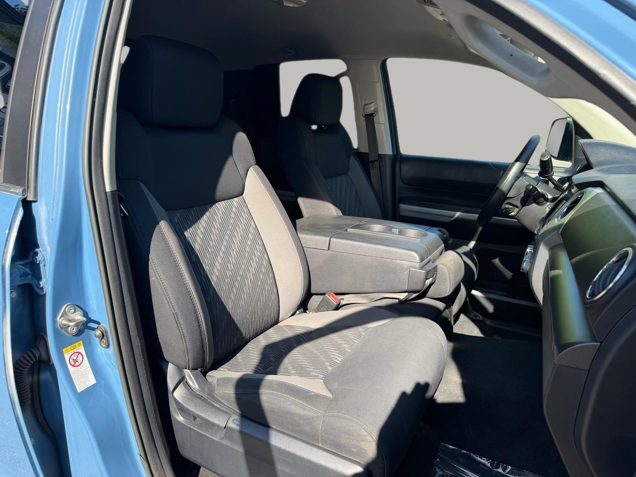 Toyota Tundra SR5 5.7L V8 Double Cab 4WD 2019