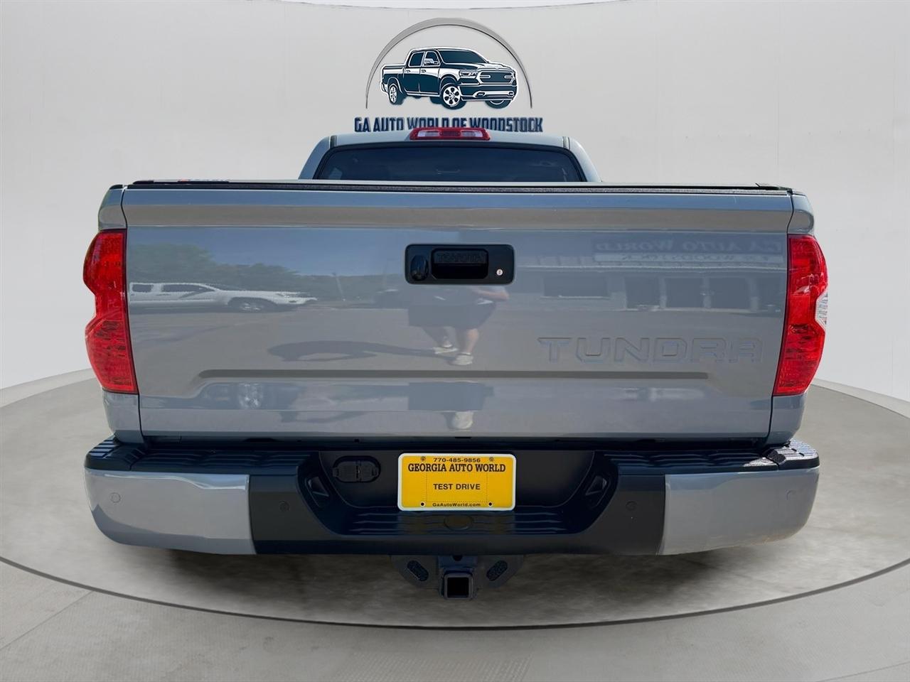 Toyota Tundra Limited 5.7L CrewMax 2WD 2019