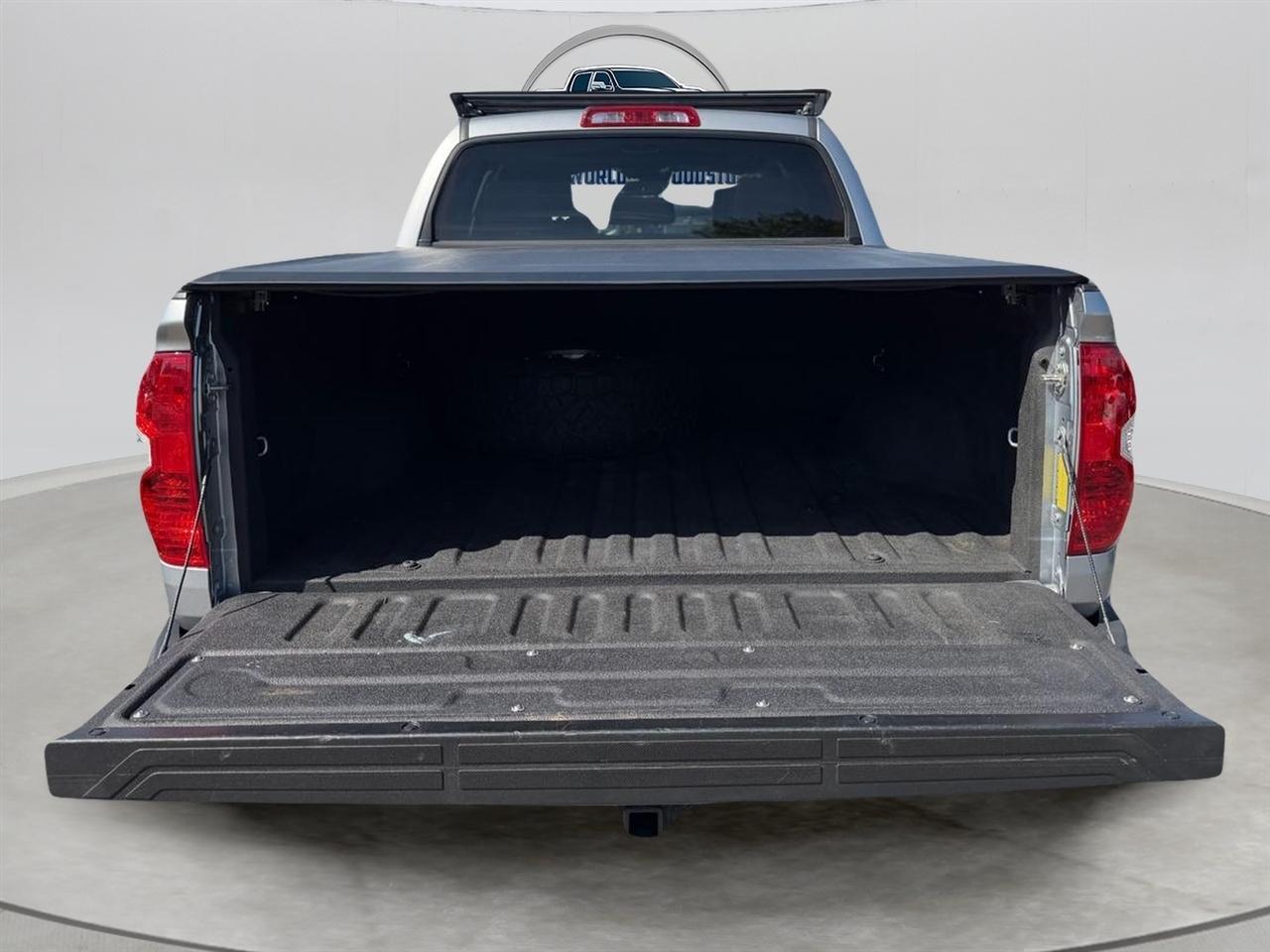 Toyota Tundra Platinum CrewMax 5.7L 4WD 2019