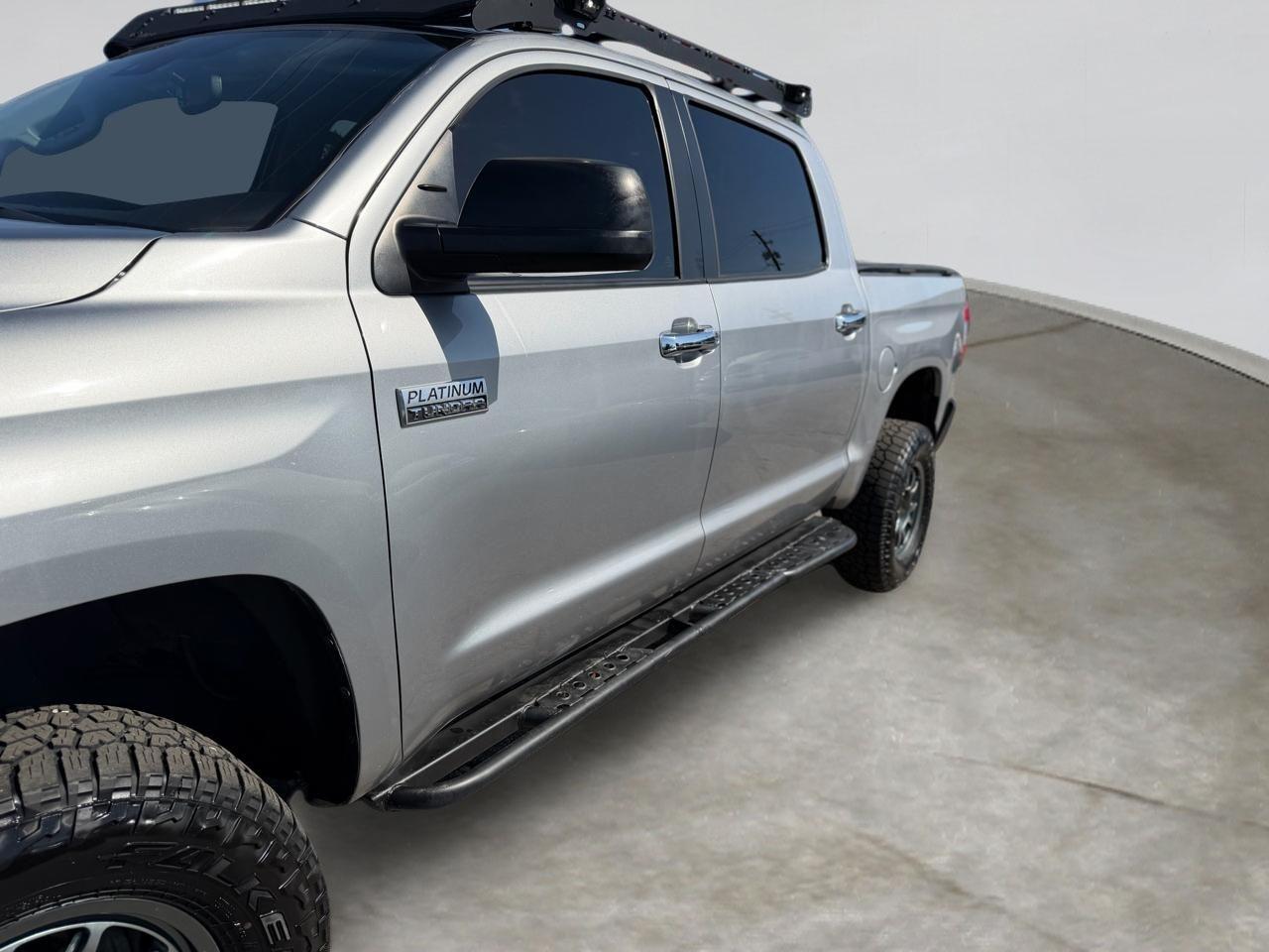 Toyota Tundra Platinum CrewMax 5.7L 4WD 2019