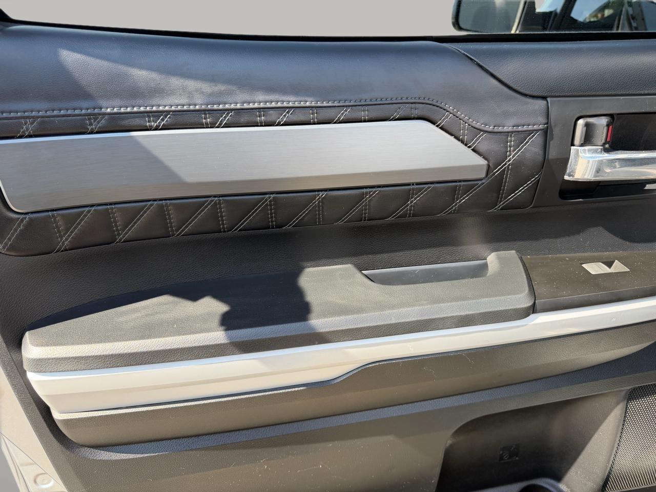 Toyota Tundra Platinum CrewMax 5.7L 4WD 2019