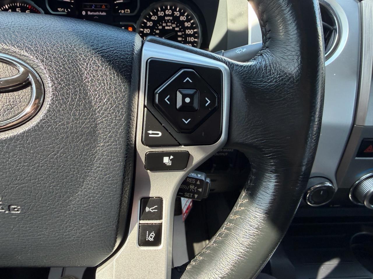 Toyota Tundra Platinum CrewMax 5.7L 4WD 2019