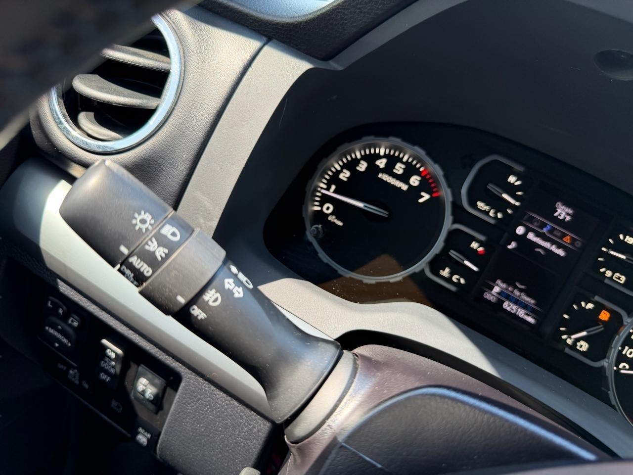 Toyota Tundra Platinum CrewMax 5.7L 4WD 2019