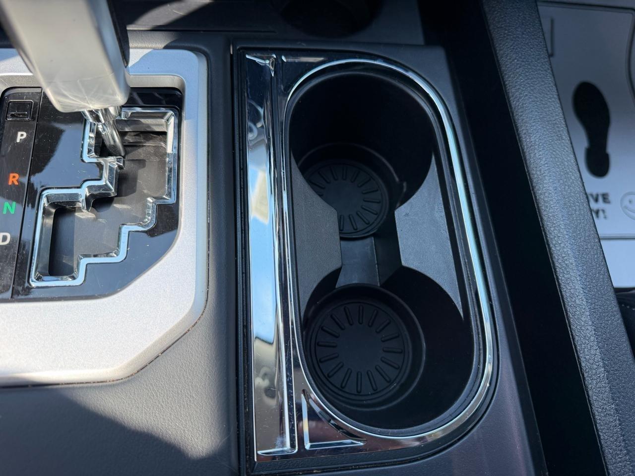 Toyota Tundra Platinum CrewMax 5.7L 4WD 2019