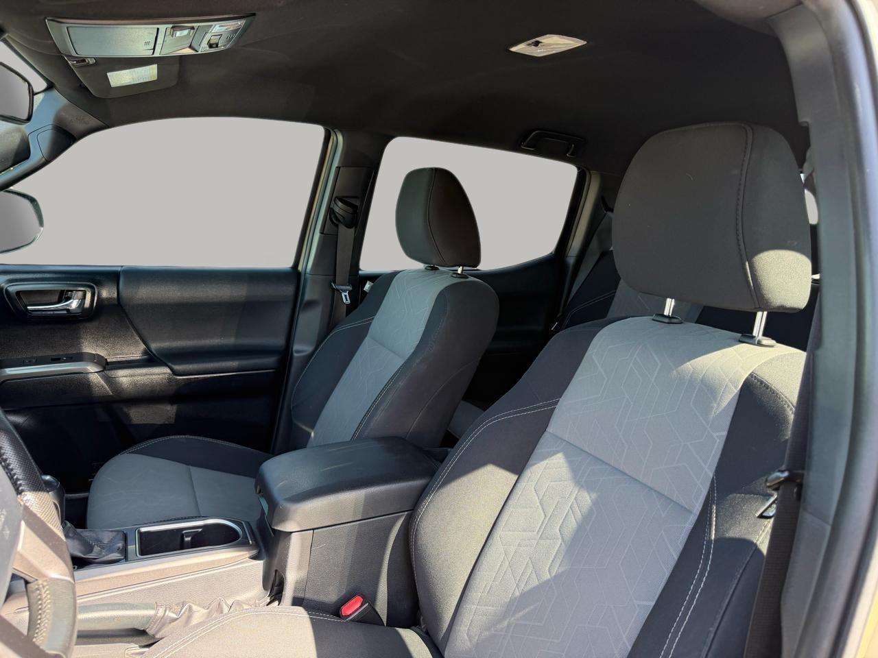 Toyota Tacoma 4WD Access Cab V6 AT TRD Sport (Natl) 2020