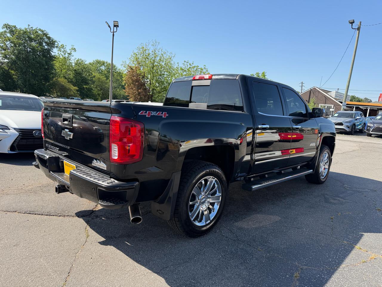 Chevrolet Silverado 1500 High Country Crew Cab 4WD 2017