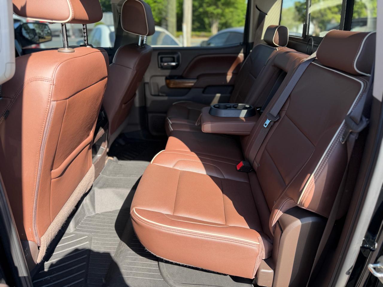 Chevrolet Silverado 1500 High Country Crew Cab 4WD 2017