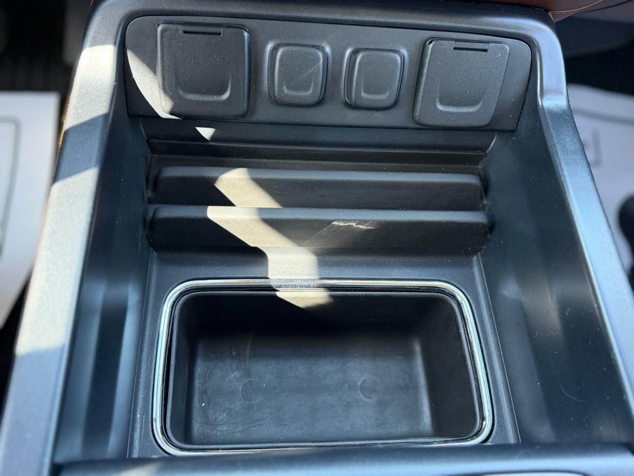 Chevrolet Silverado 1500 High Country Crew Cab 4WD 2017