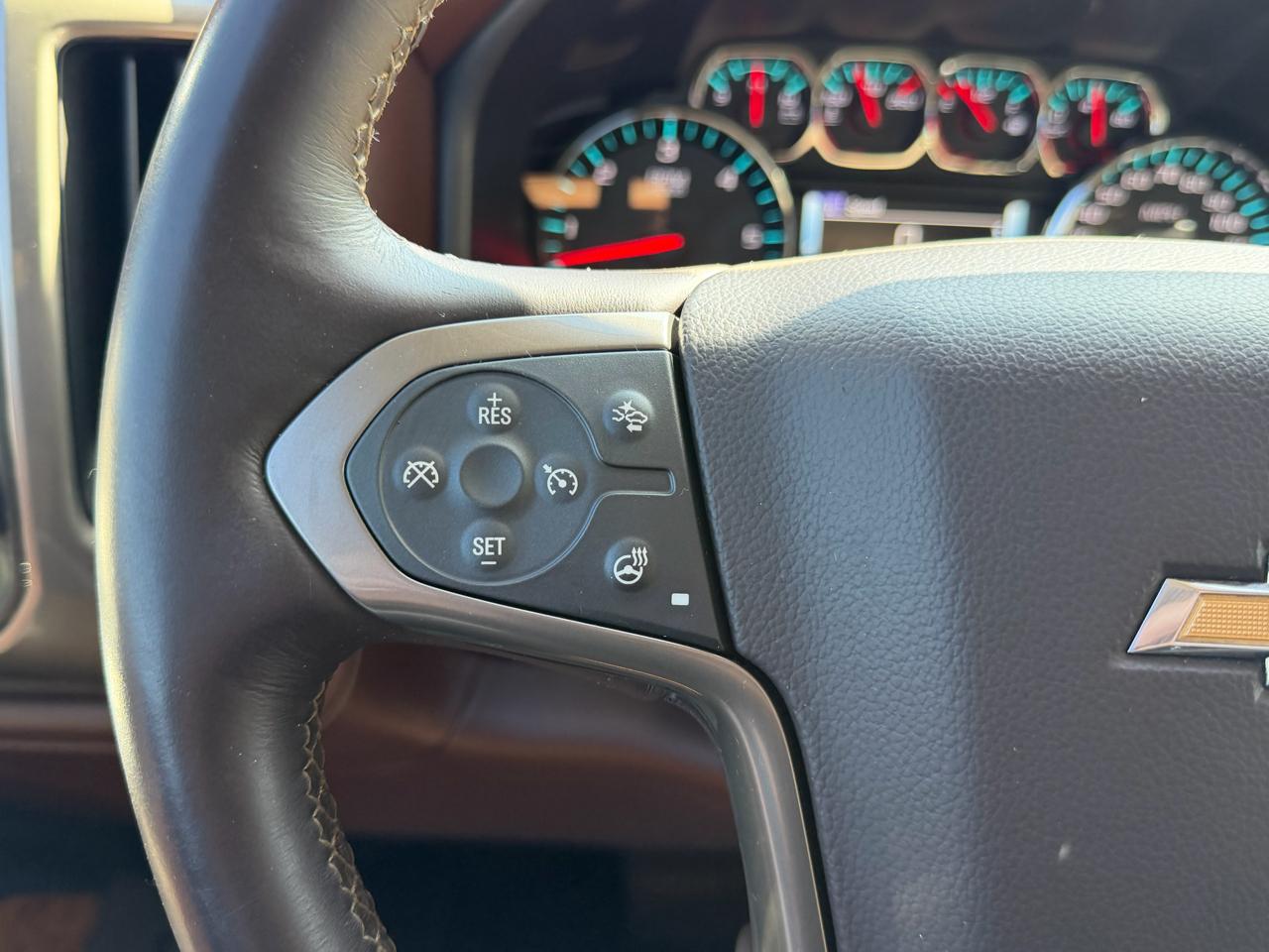 Chevrolet Silverado 1500 High Country Crew Cab 4WD 2017