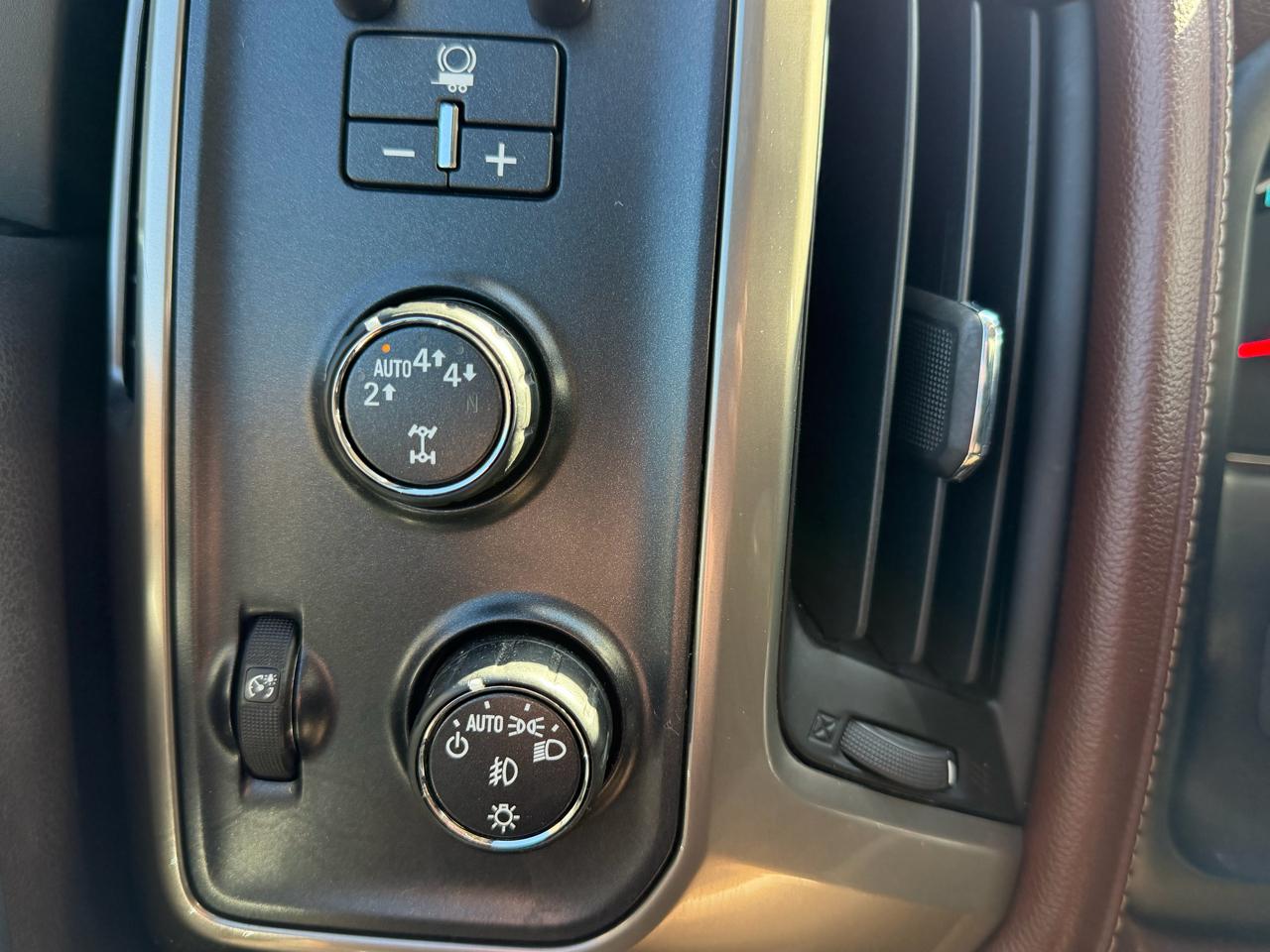 Chevrolet Silverado 1500 High Country Crew Cab 4WD 2017