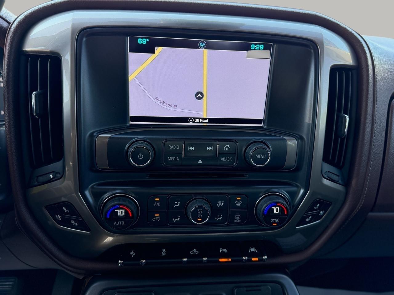 Chevrolet Silverado 1500 High Country Crew Cab 4WD 2017